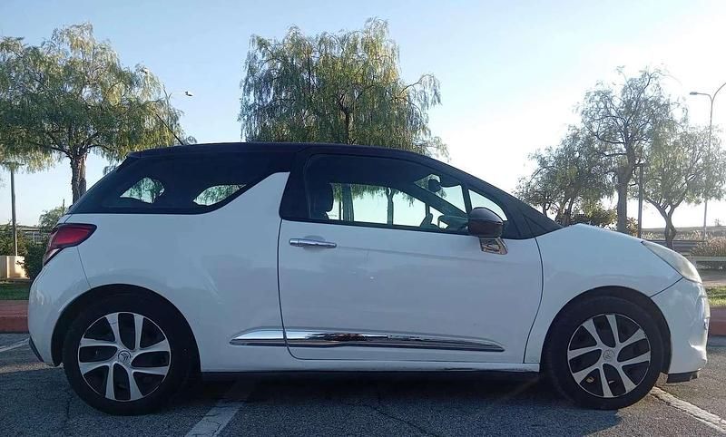 Usata DS Automobiles DS3 Chic 68 CV (50 kW) 2012 Berlina