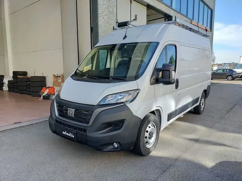 Usata Fiat Ducato 140 CV (102 kW) 2023 Bianco Furgone