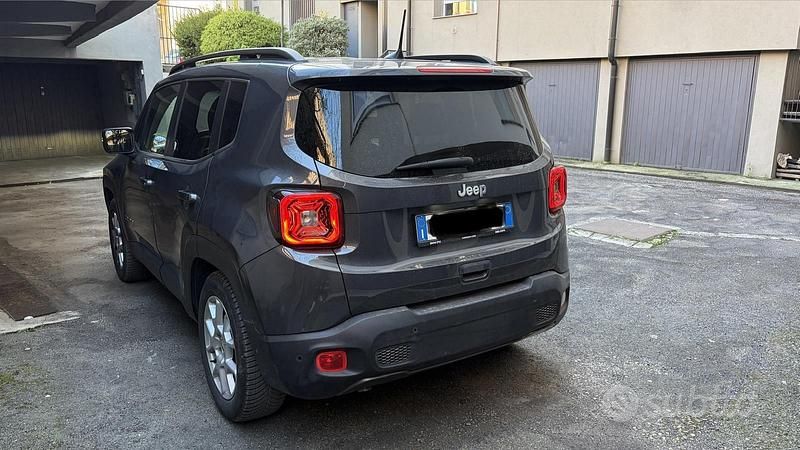 Usata Jeep Renegade Longitude 130 CV (95 kW) 2023 Grigio SUV