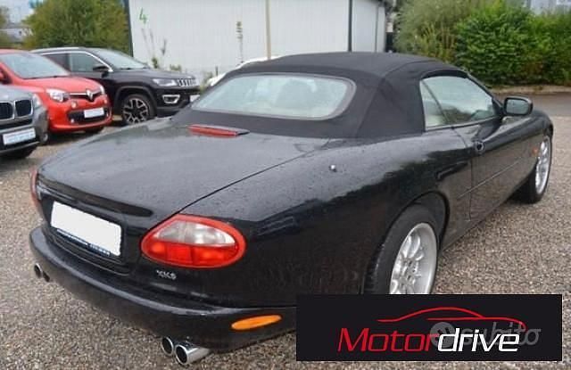 Usata Jaguar XK8 284 CV (208 kW) 1999 Nero Cabrio