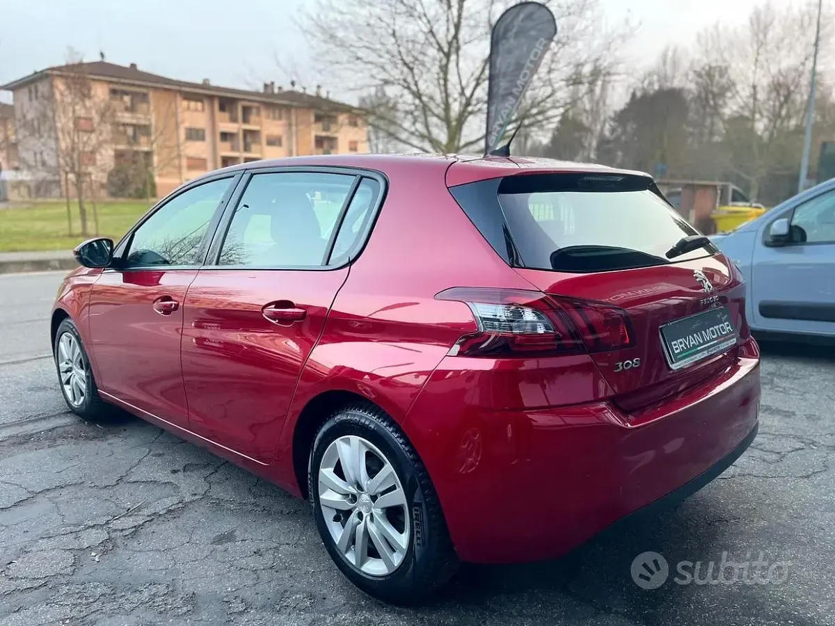 Usata Peugeot 308 Active 131 CV (96 kW) 2020 Rosso Berlina
