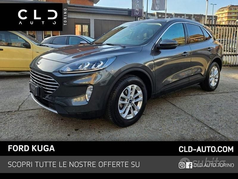 Usata Ford Kuga 120 CV (88 kW) 2021 Grigio scuro SUV