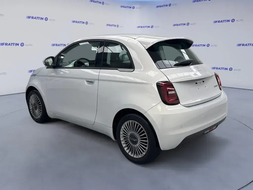 Nuova Fiat 500 2026