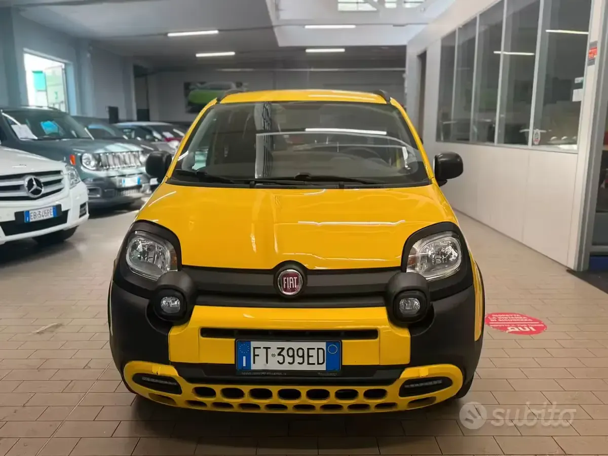 Usata Fiat Panda Cross Cross 69 CV (50 kW) 2018 Giallo Utilitaria