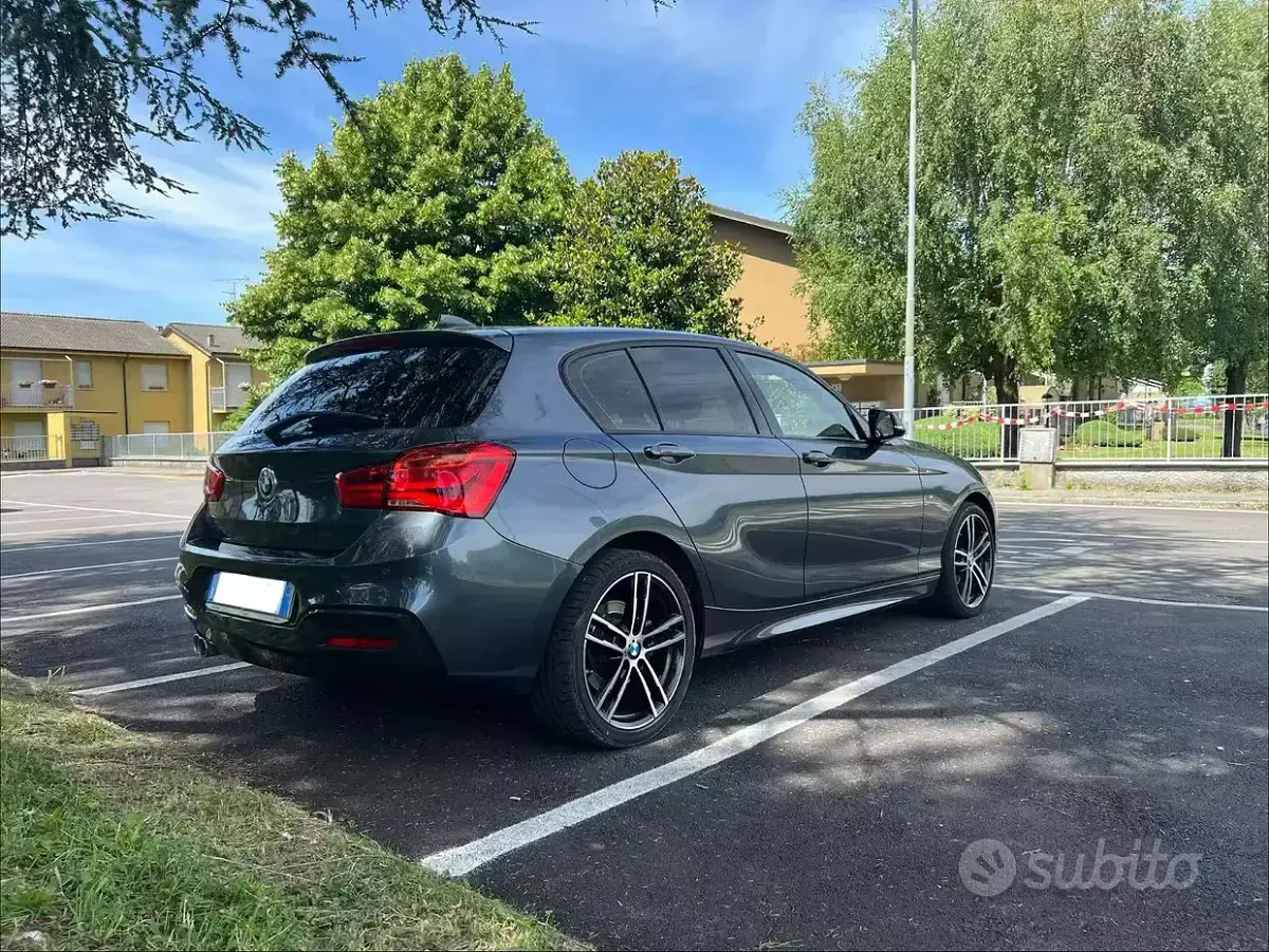 Usata BMW 120 M Sport 190 CV (139 kW) 2018 Grigio Berlina