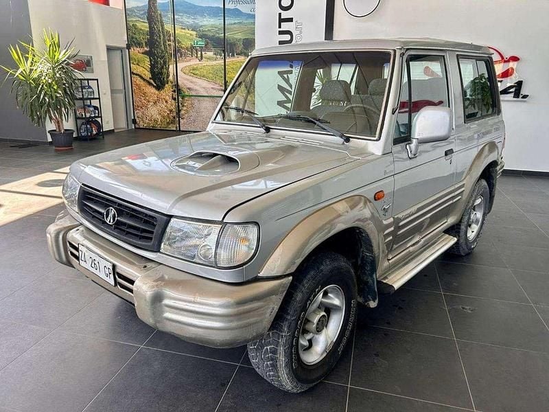 Grigio(met.) Usata 2000 Hyundai Galloper SUV | 4900 € (Buon prezzo) - Immagine 1/4
