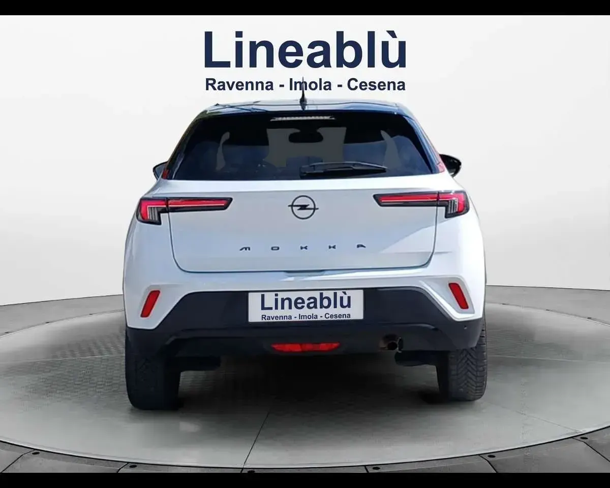 Usata Opel Mokka 101 CV (74 kW) 2023 Bianco perlato SUV
