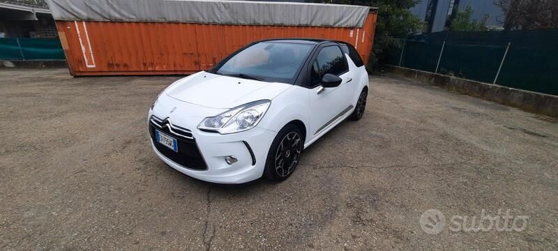 Usata 2014 DS Automobiles DS3 Tre volumi | 7300 € (Buon prezzo) - Immagine 1/4