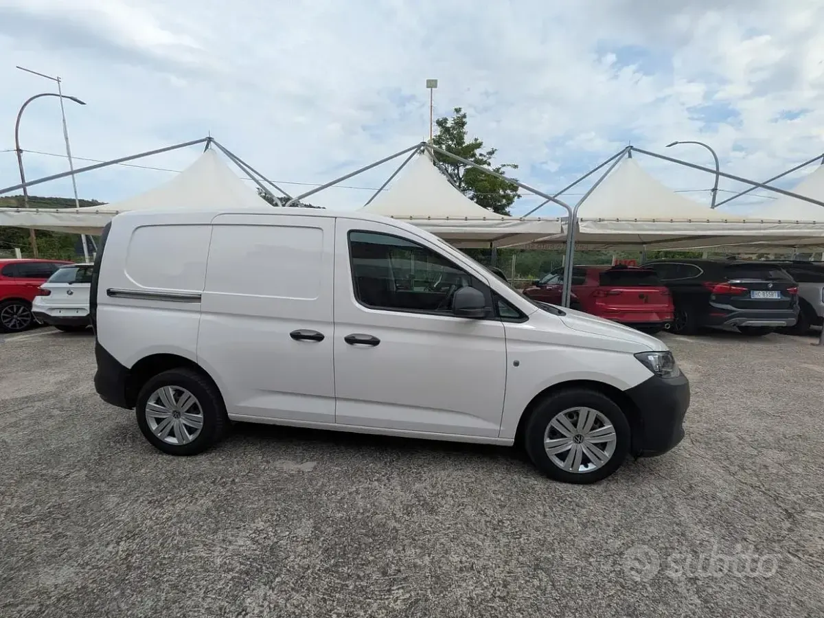 Usata VW Caddy 150 CV (110 kW) 2020 Bianco Monovolume