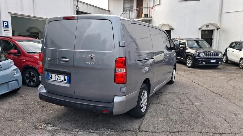 Begagnad Peugeot Expert Premium 177 HK (130 kW) 2022 Silver Van