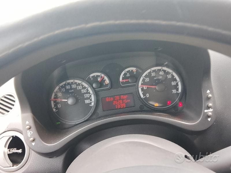 Usata Fiat Panda 77 CV (56 kW) 2010 Utilitaria