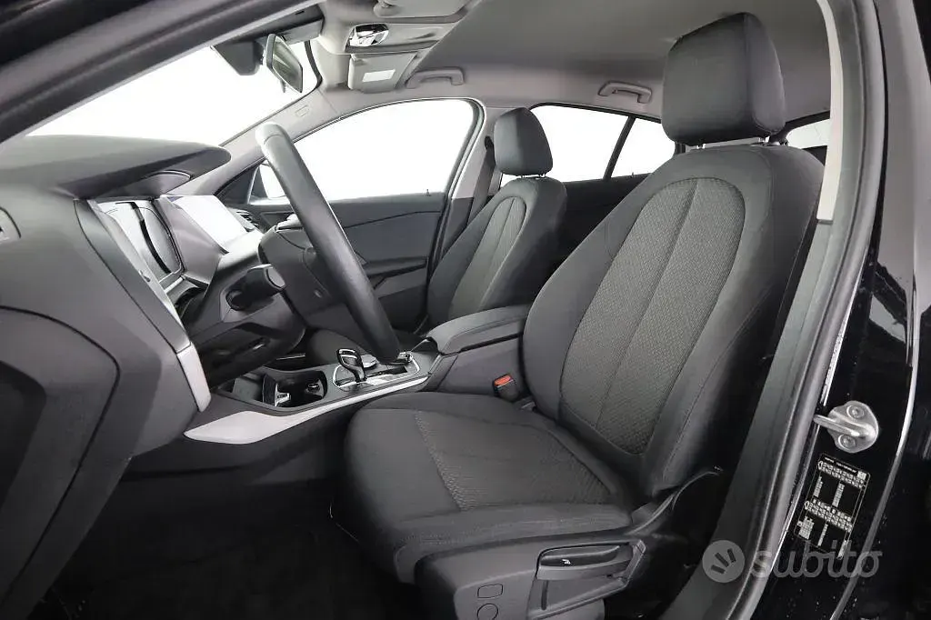 Usata BMW 118 Advantage 140 CV (102 kW) 2020 Nero Berlina