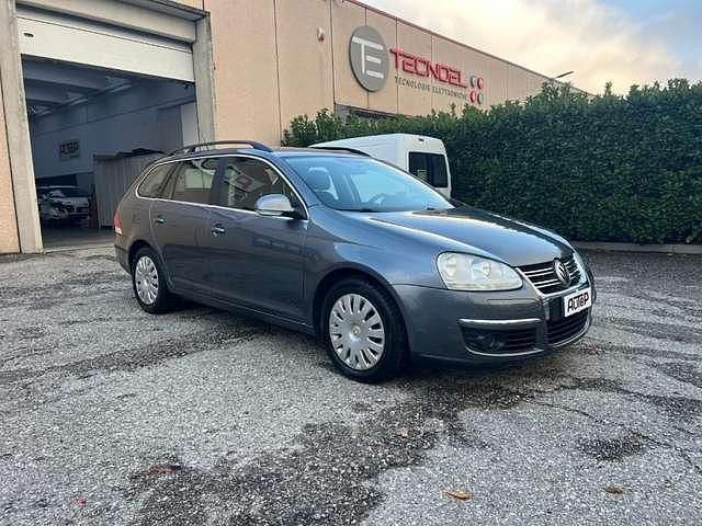 Usata VW Golf V Comfortline 101 CV (74 kW) 2009 Grigio Station wagon