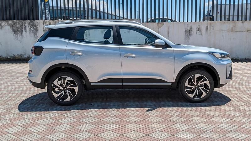 Nuova EMC SEI 112 CV (82 kW) 2025 Argento SUV