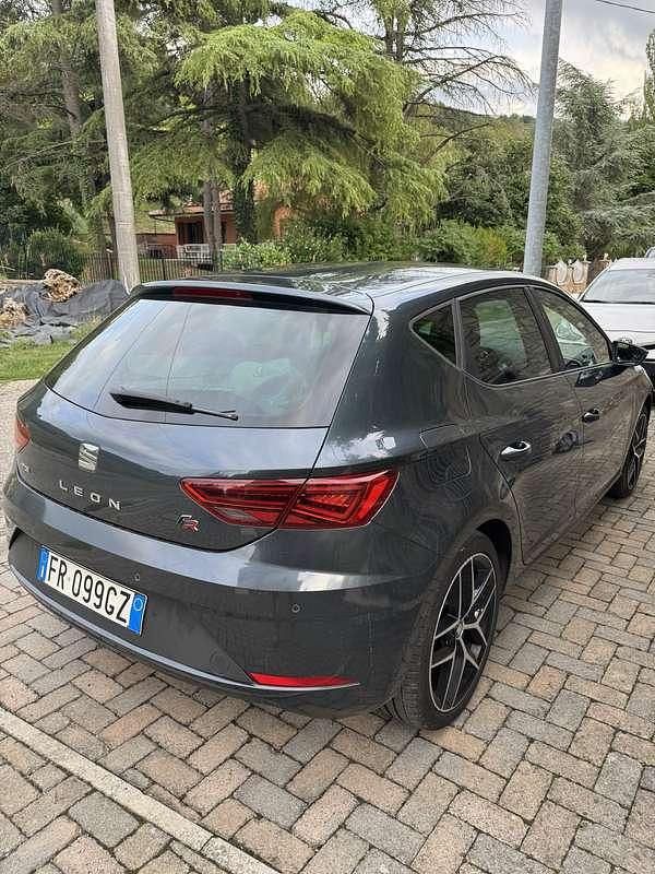 Usata 2019 Seat Leon FR Tre volumi | 11.000 € (Ottimo prezzo) - Immagine 1/4