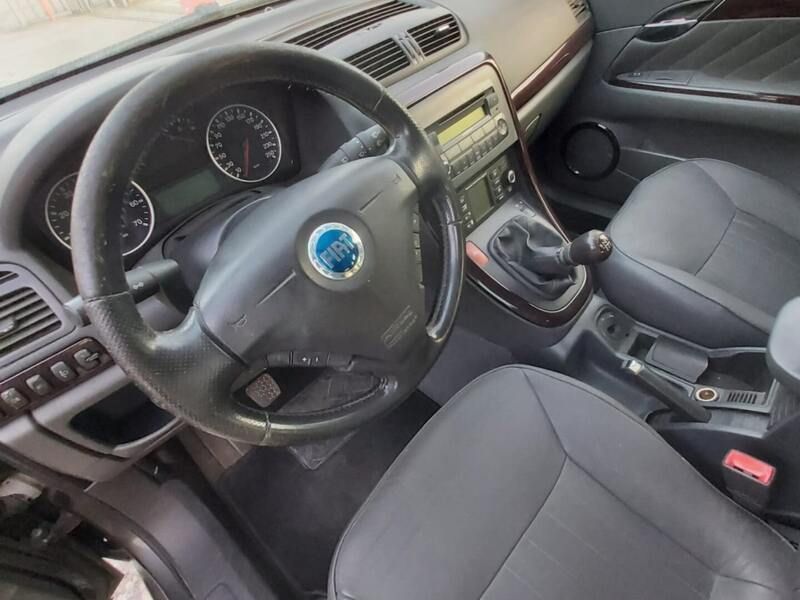 Usata Fiat Croma 150 CV (110 kW) 2006 Marrone Station wagon