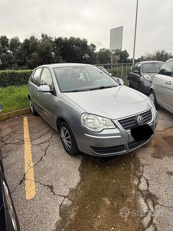 Usata VW Polo 64 CV (47 kW) 2005 Grigio Utilitaria