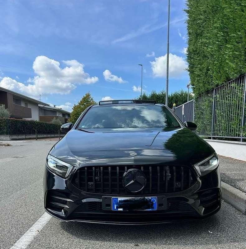 Nero Usata 2019 Mercedes A35 AMG AMG Tre volumi | 27.999 € (Ottimo prezzo) - Immagine 1/4