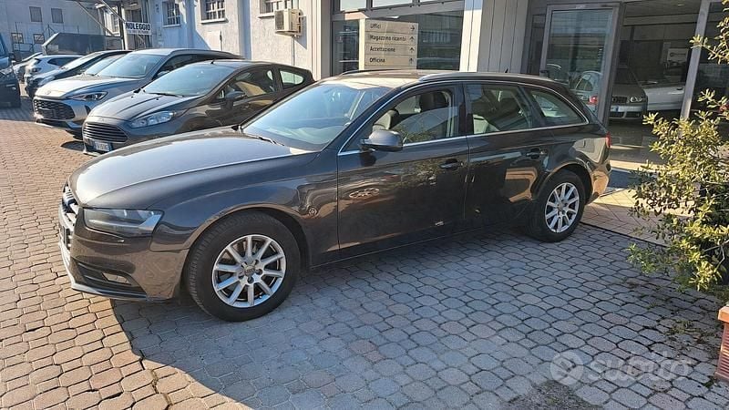 Usata Audi A4 Advanced 120 CV (88 kW) 2014 Grigio Station wagon