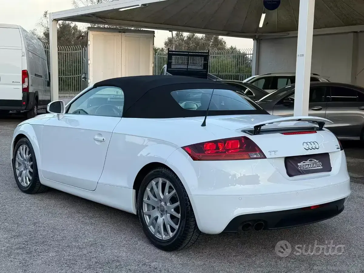 Usata Audi TT Roadster Advanced Plus 170 CV (125 kW) 2012 Bianco Cabrio