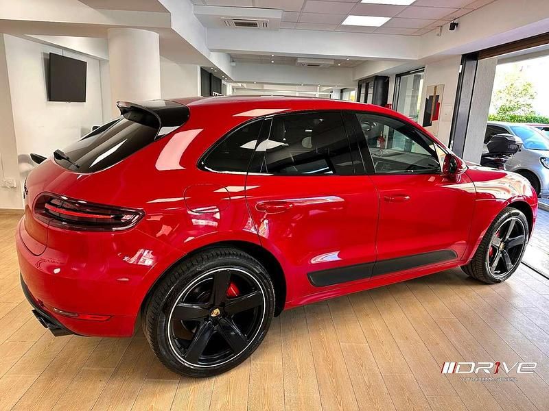 Usata Porsche Macan 360 CV (264 kW) 2018 Rosso SUV
