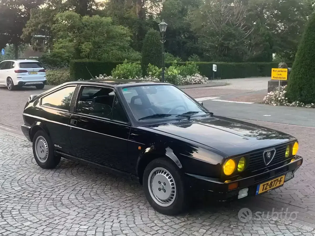 Usata Alfa Romeo Sprint Quadrifoglio Verde 114 CV (83 kW) 1988 Nero Coupé