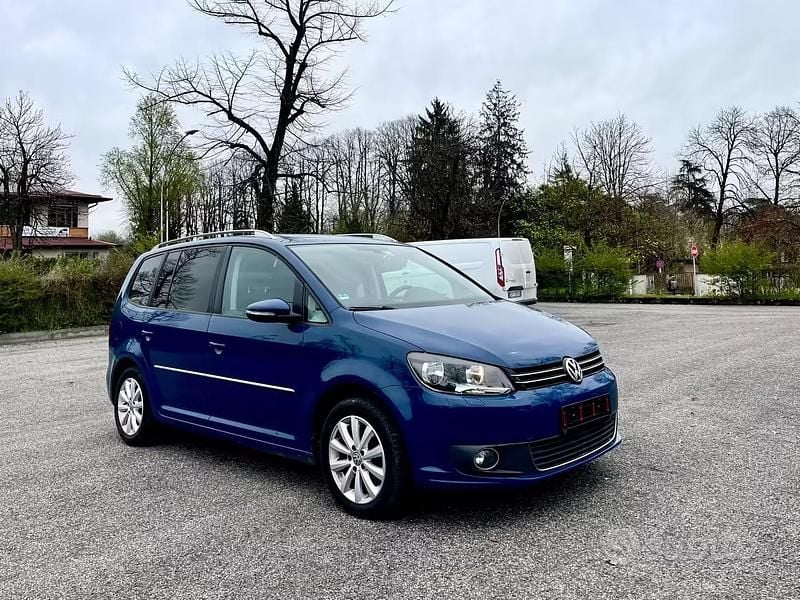 Usata VW Touran Highline 140 CV (102 kW) 2012 Blu Monovolume