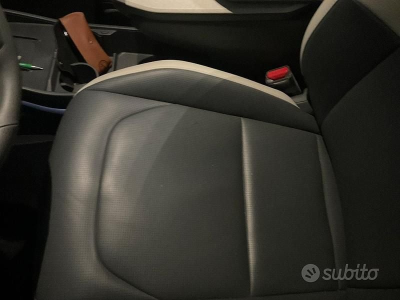 Usata Kia EV3 150 kW (204 CV) 2025 Grigio SUV