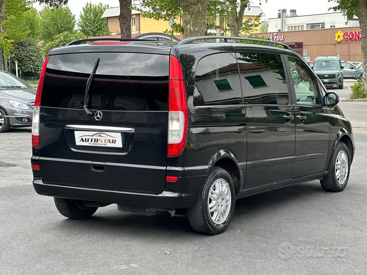 Usata Mercedes Viano 150 CV (110 kW) 2006 Nero Monovolume