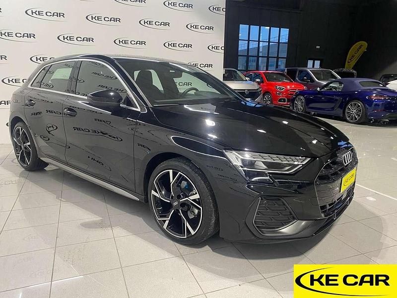 Usata Audi A3 Sportback S-Line 150 CV (110 kW) 2024 Nero Utilitaria