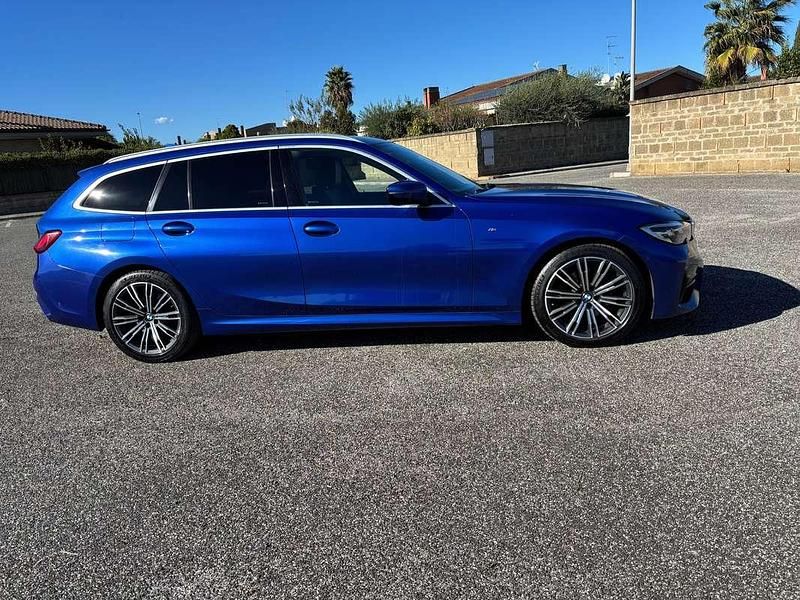 Usata BMW 320 M Sport 190 CV (139 kW) 2019 Blu/azzurro Station wagon
