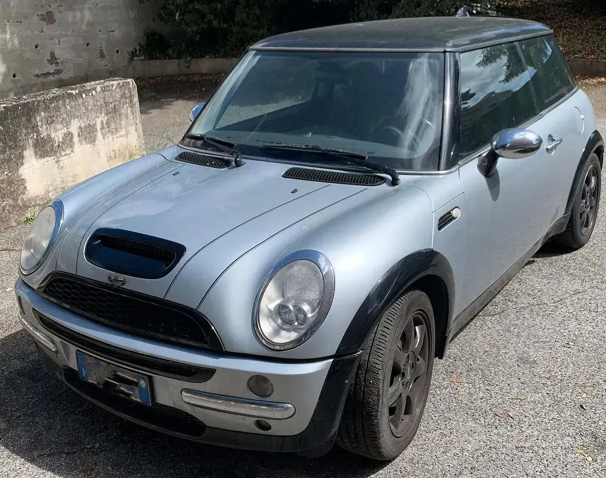 Usata Mini ONE 116 CV (85 kW) 2003 Grigio Utilitaria