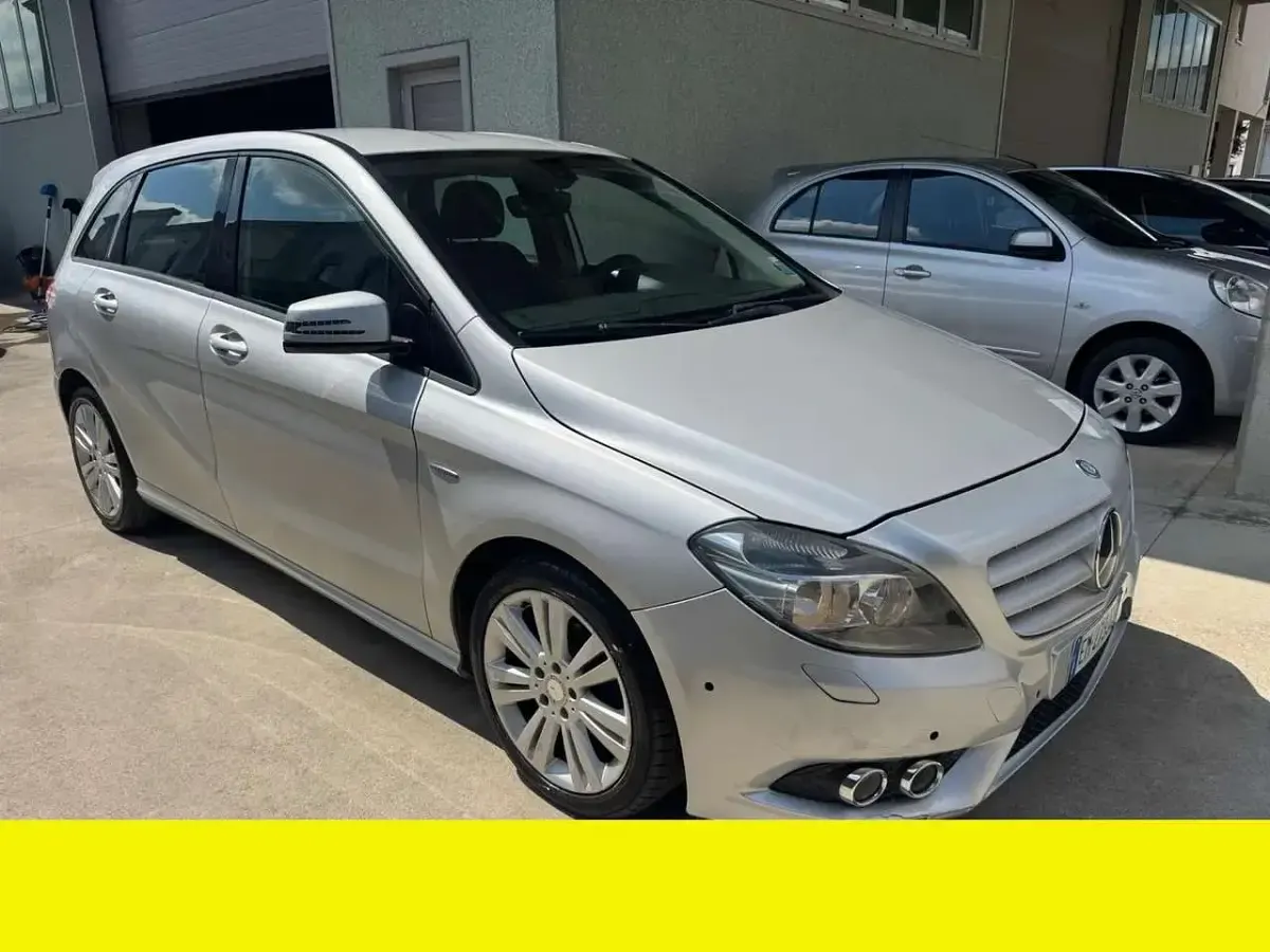 Usata Mercedes B160 122 CV (89 kW) 2012 Other Utilitaria