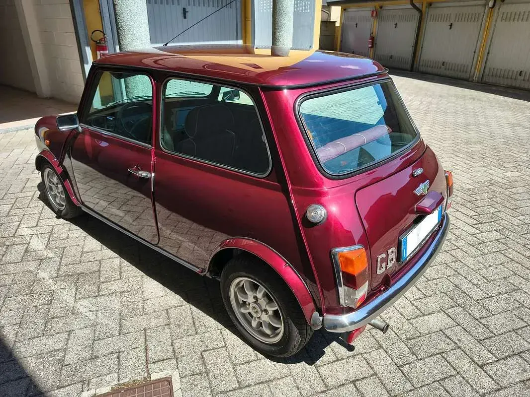 Usata Rover Mini 61 CV (44 kW) 2000 Marrone Berlina