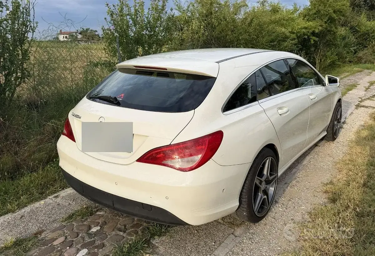 Usata Mercedes CLA200 136 CV (100 kW) 2017 Bianco Coupé