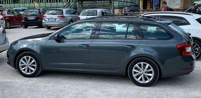 Usata Skoda Octavia G-TEC Executive 110 CV (80 kW) 2018 Station wagon