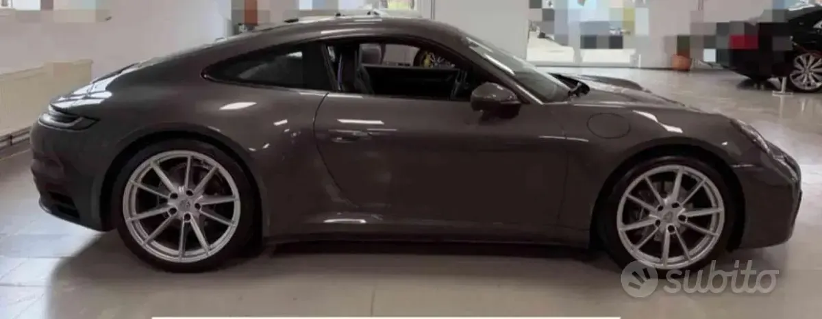 Usata Porsche 911 Carrera 385 CV (283 kW) 2021 Grigio Coupé