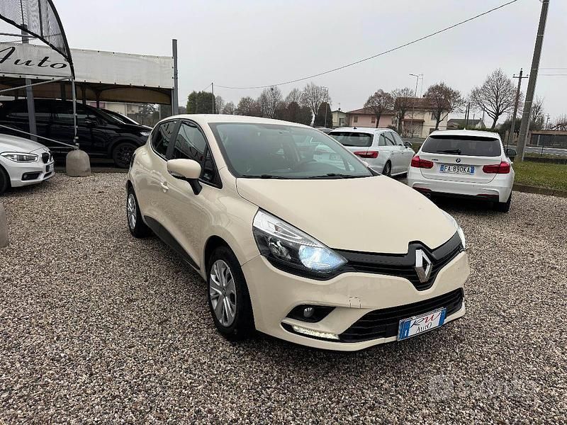 Usata Renault Clio IV 90 CV (66 kW) 2017 Bianco Berlina