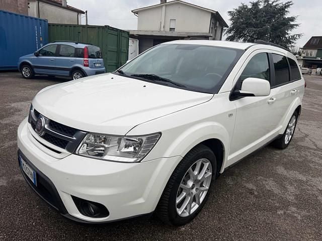 Usata Fiat Freemont Black Code 169 CV (124 kW) 2014 Bianco SUV