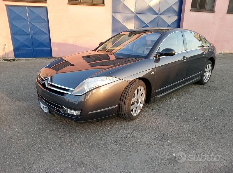 Grigio Usata 2006 Citroën C6 Exclusive Tre volumi | 28.000 € - Immagine 1/4