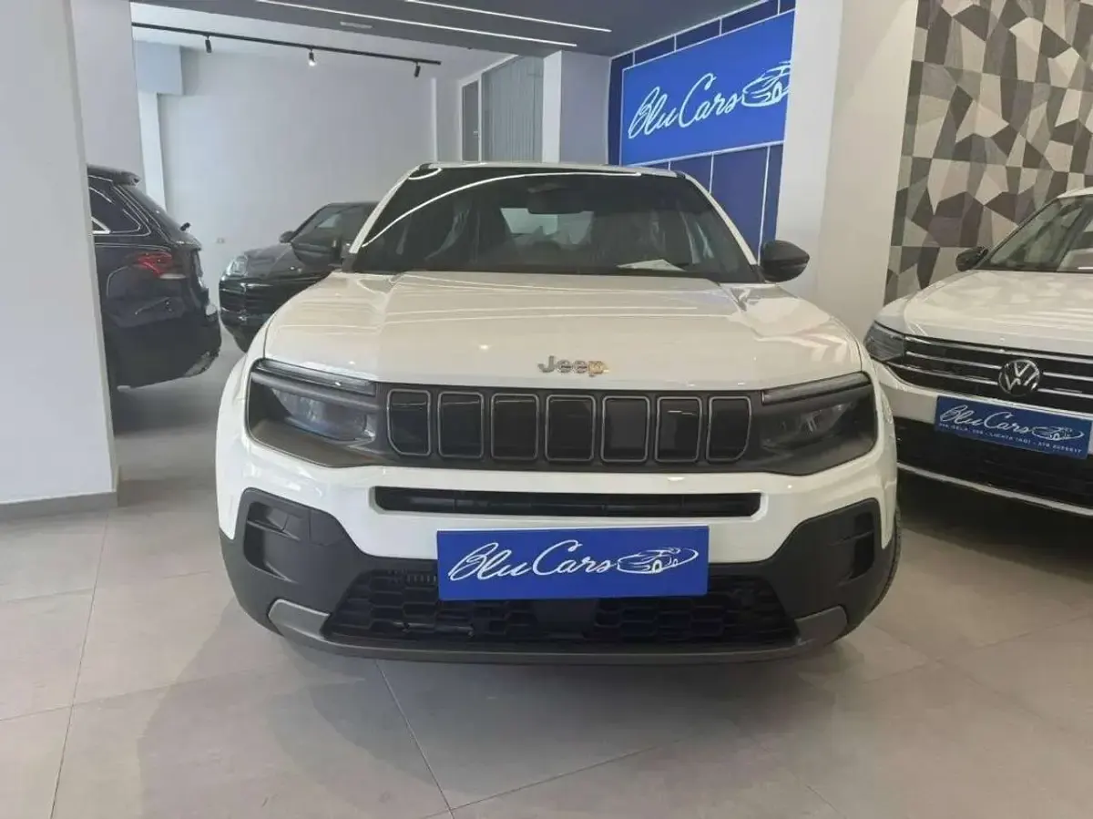 Nuova Jeep Avenger Longitude 101 CV (74 kW) 2026 Bianco SUV