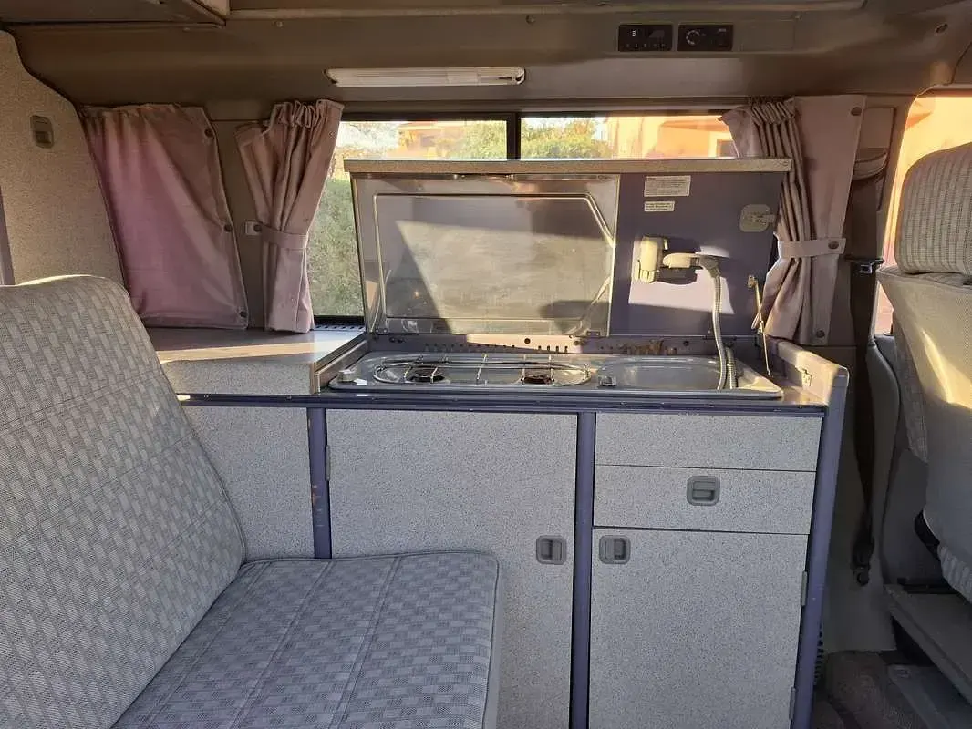 Usata VW Transporter California 110 CV (80 kW) 1991 Furgone