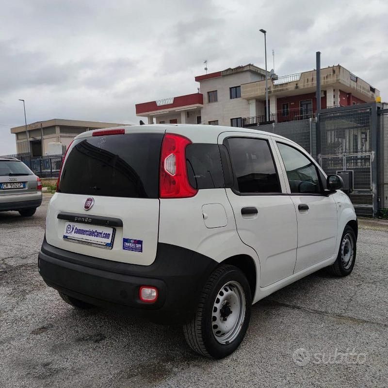 Usata Fiat Panda Pop 80 CV (58 kW) 2018 Bianco Utilitaria