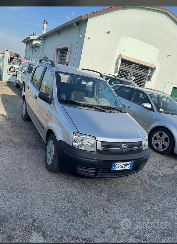 Usata Fiat Panda 60 CV (44 kW) 2004 Grigio Utilitaria