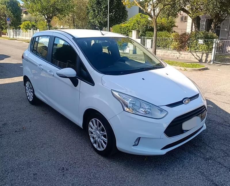 Begagnad Ford B-MAX Business Edition 87 HK (63 kW) 2016 Vit Minibuss