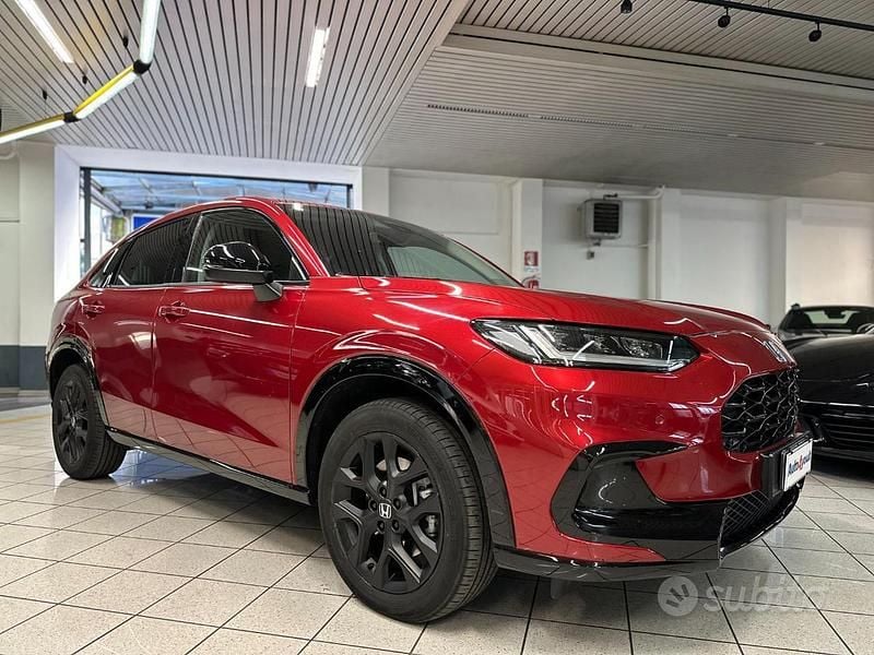 Rosso Usata 2024 Honda ZR-V Sport SUV | 31.990 € (Buon prezzo) - Immagine 1/4