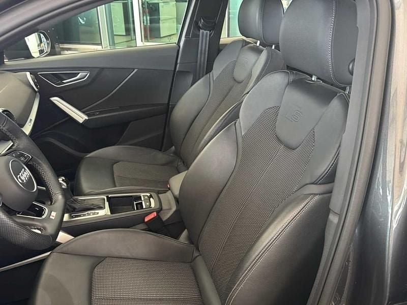 Usata Audi Q2 S-Line 150 CV (110 kW) 2025 Grigio SUV