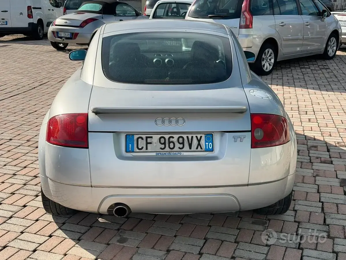 Usata Audi TT Design 179 CV (131 kW) 2002 Grigio Coupé