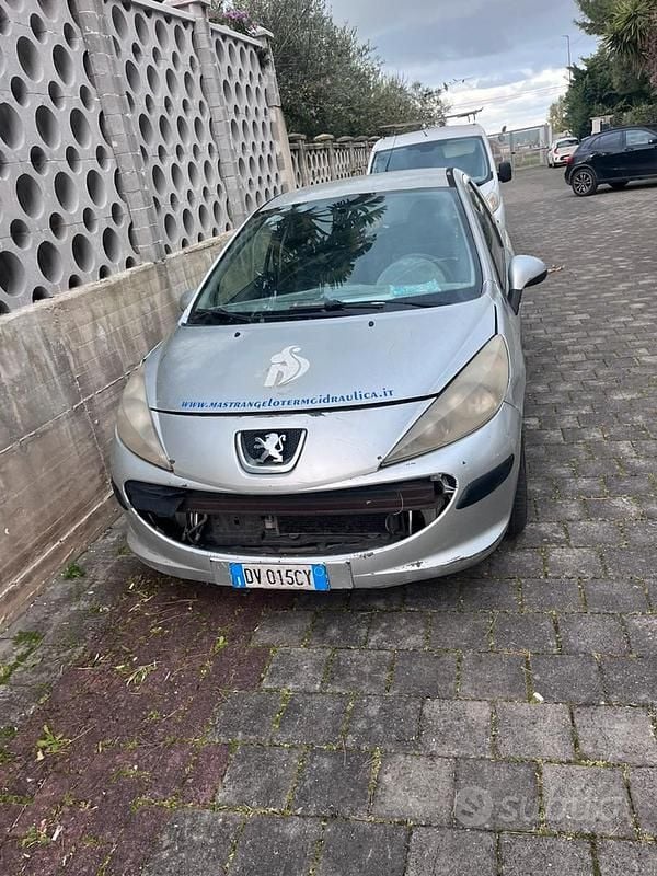 Usata Peugeot 207 70 CV (51 kW) 2009 Furgone