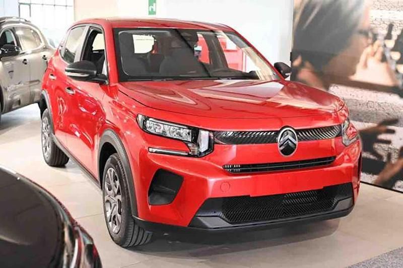 Neu Citroën C3 PureTech 101 PS (74 kW) 2025 Schwarz SUV